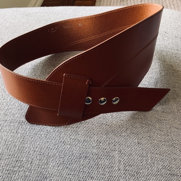 - NEW IRO Cassel Belt AX3